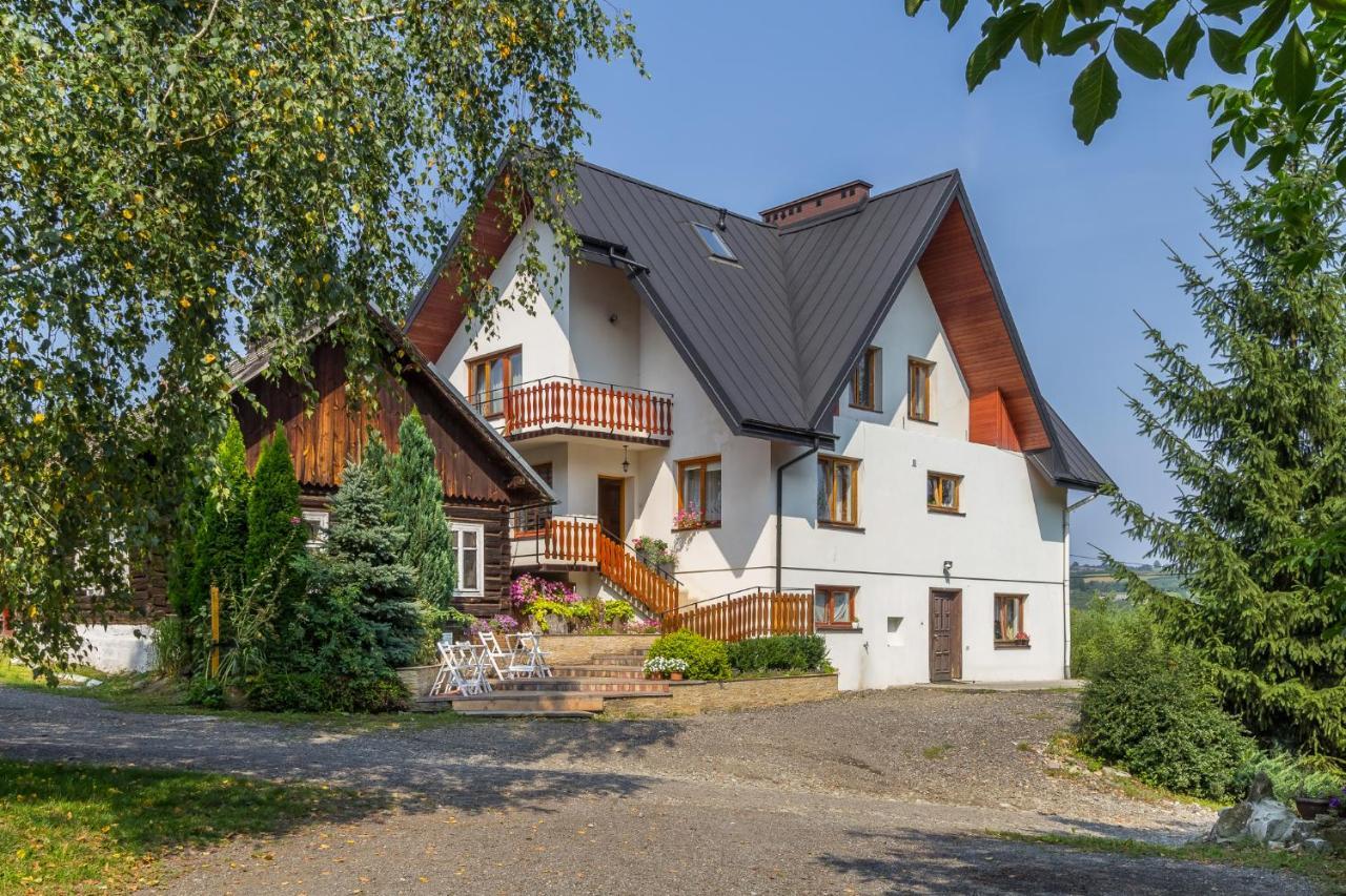 Wisniowy Gaj Villa Ujanowice Buitenkant foto