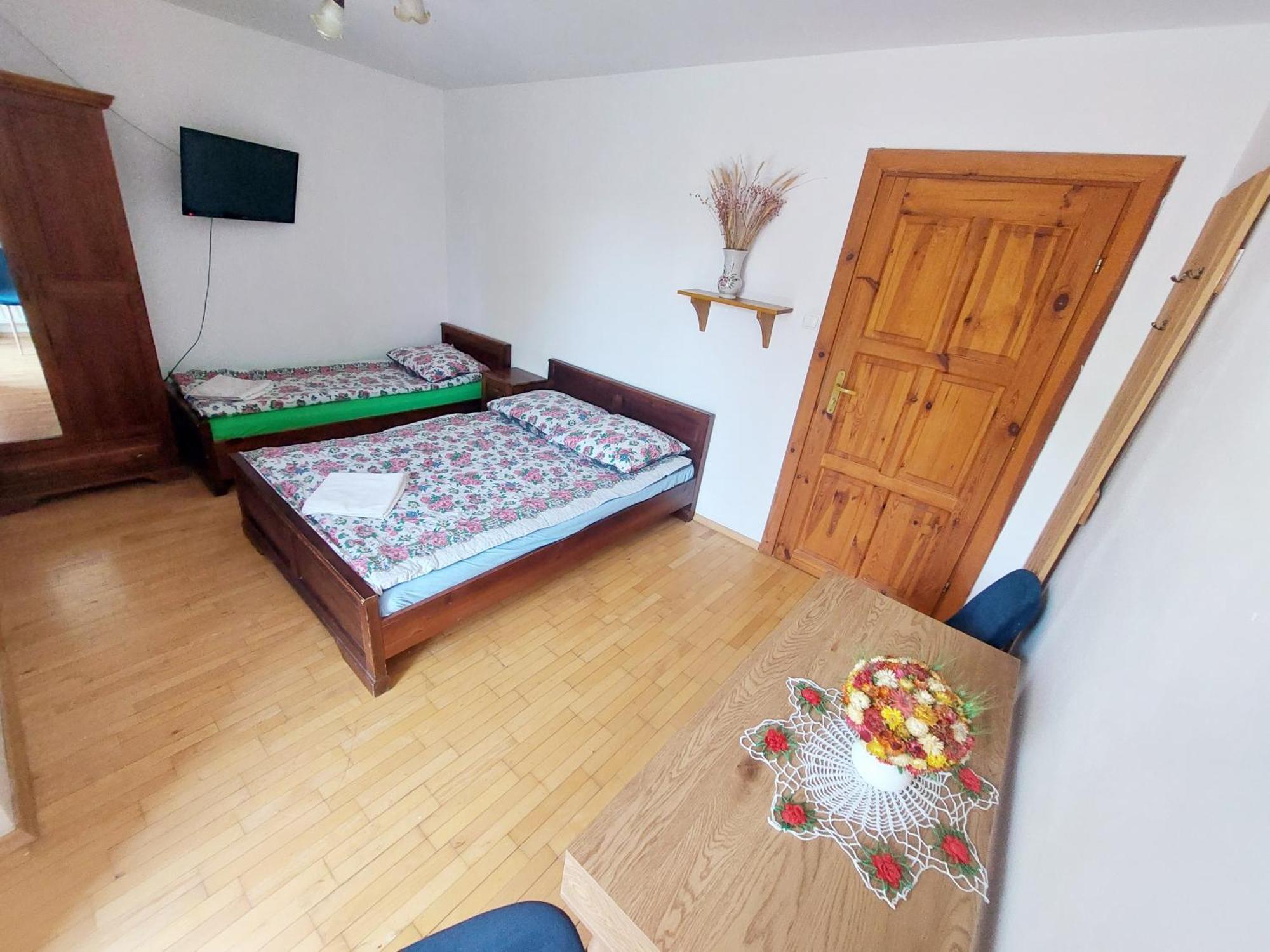 Wisniowy Gaj Villa Ujanowice Buitenkant foto