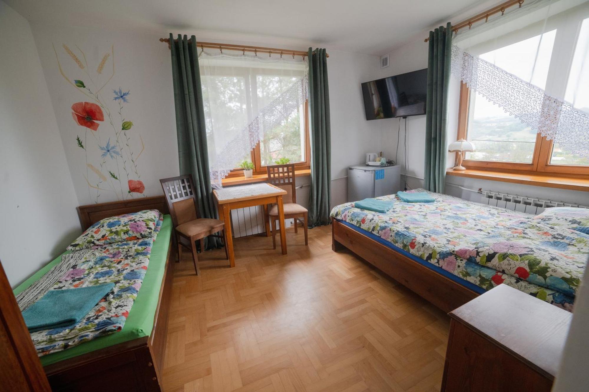 Wisniowy Gaj Villa Ujanowice Buitenkant foto