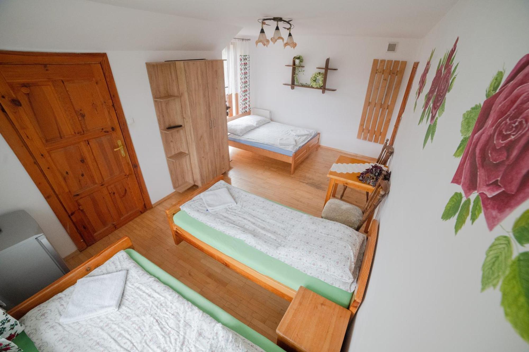 Wisniowy Gaj Villa Ujanowice Buitenkant foto